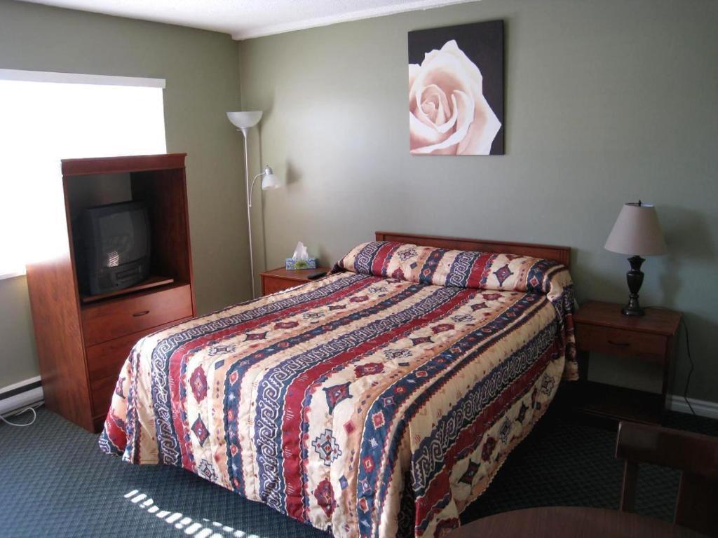 Beach Grove Motel Tsawwassen Oda fotoğraf
